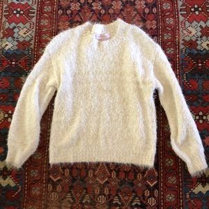 Soft XS white sweater